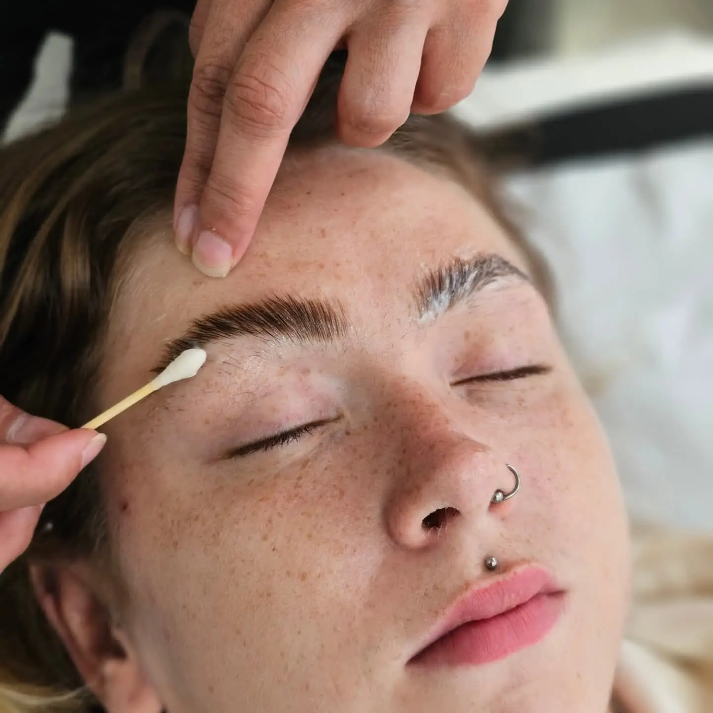 Brows Enhancement